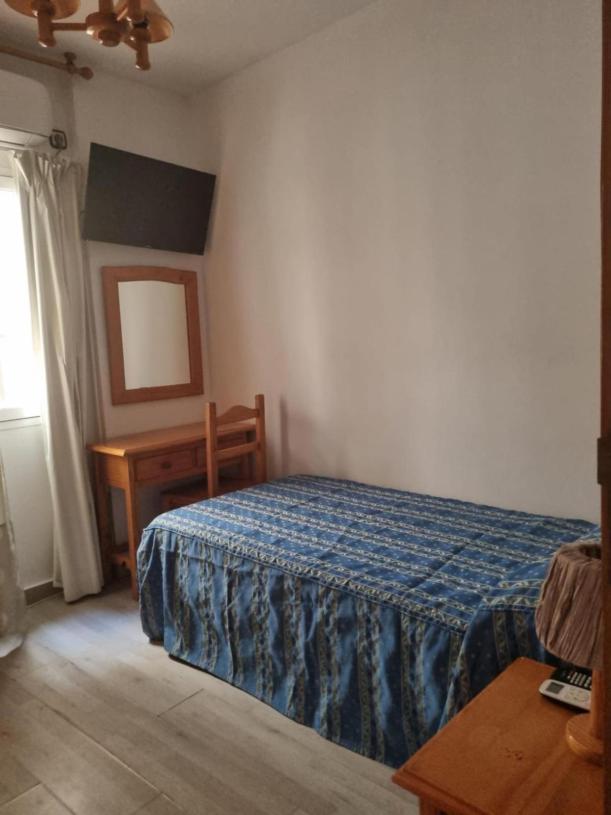 Hostal Calaverde Вильярикос Экстерьер фото